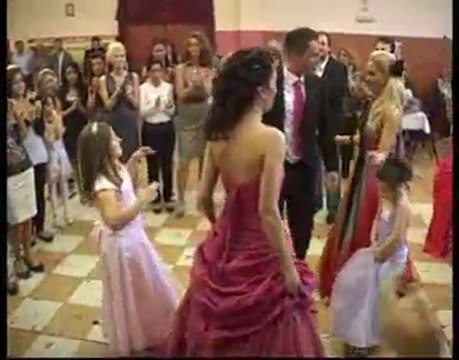 ozlem ile sevket in kina gecesi