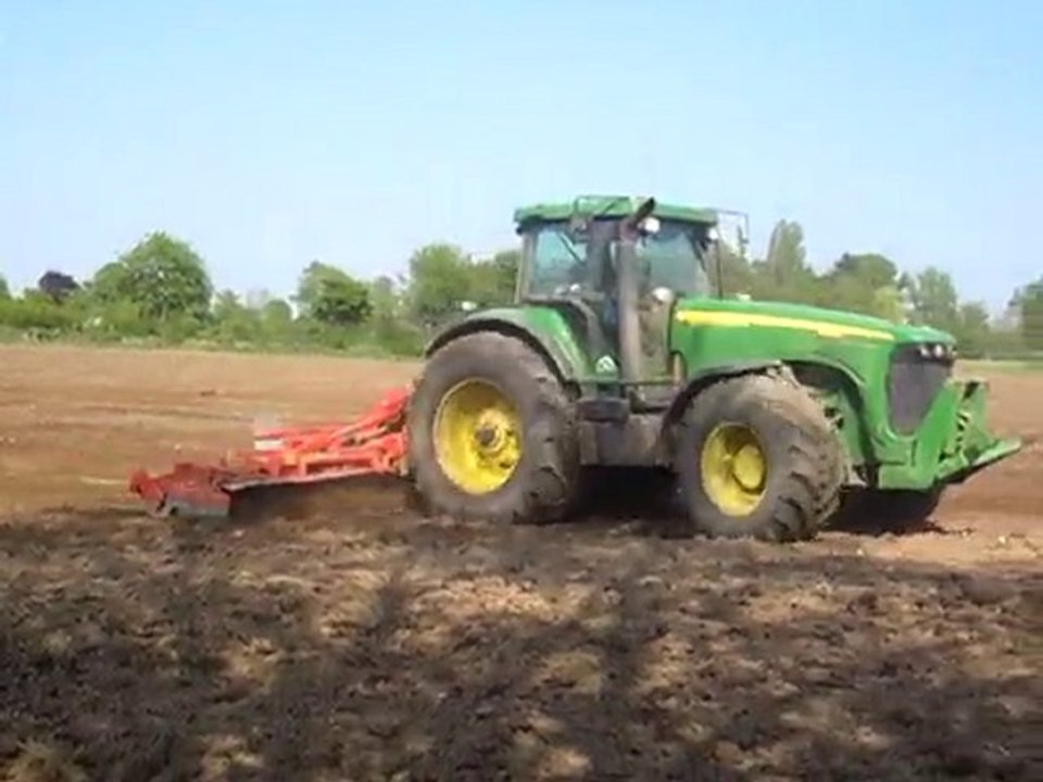 Evrard à la Préparation des terres 2010