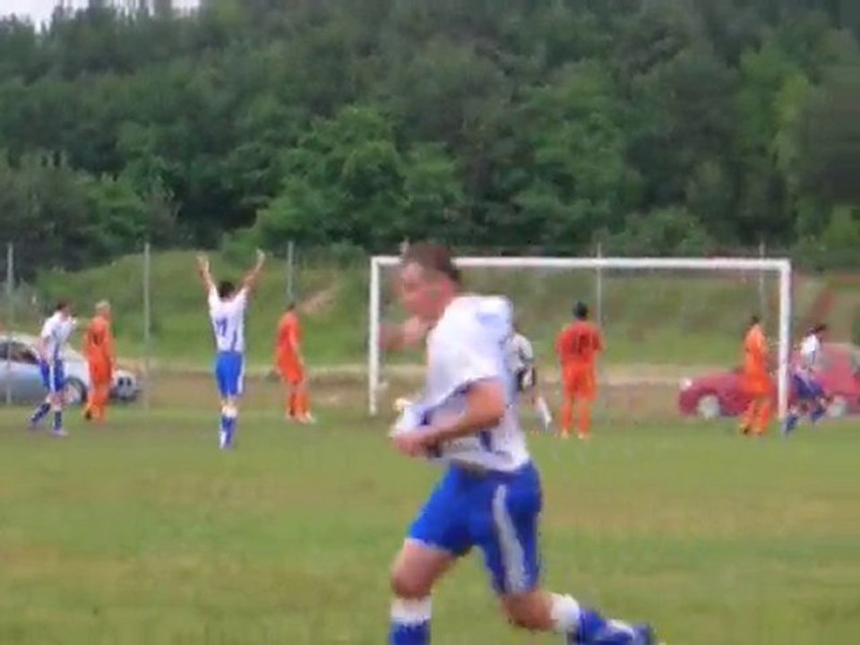 gol Pawła Szczawińskiego