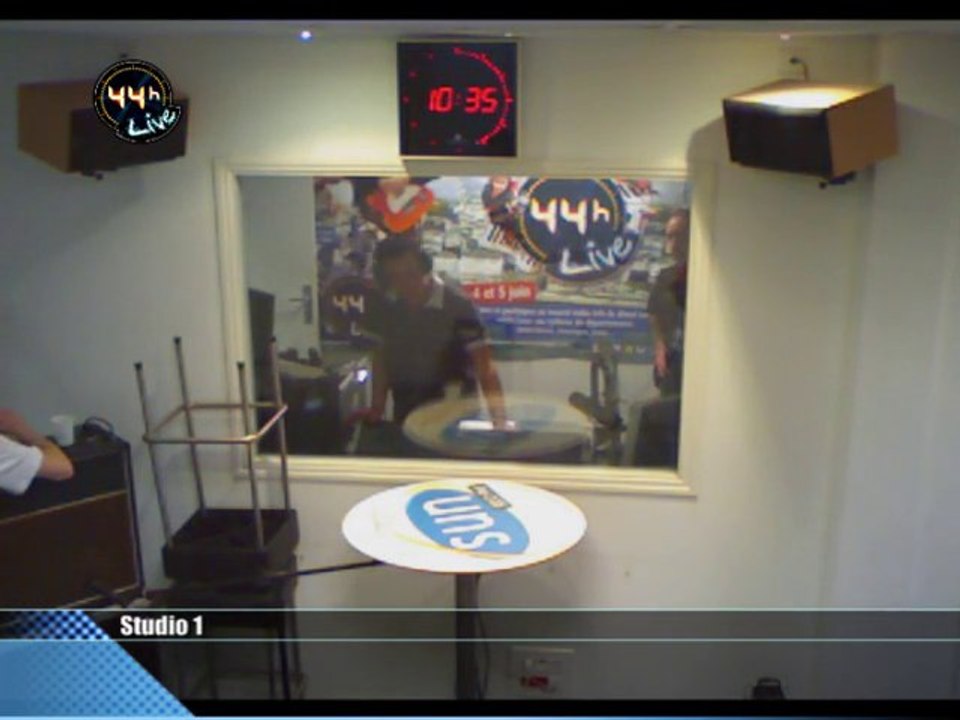 Momo le grand voyageur+ interview (44 h live) 05/06/2010