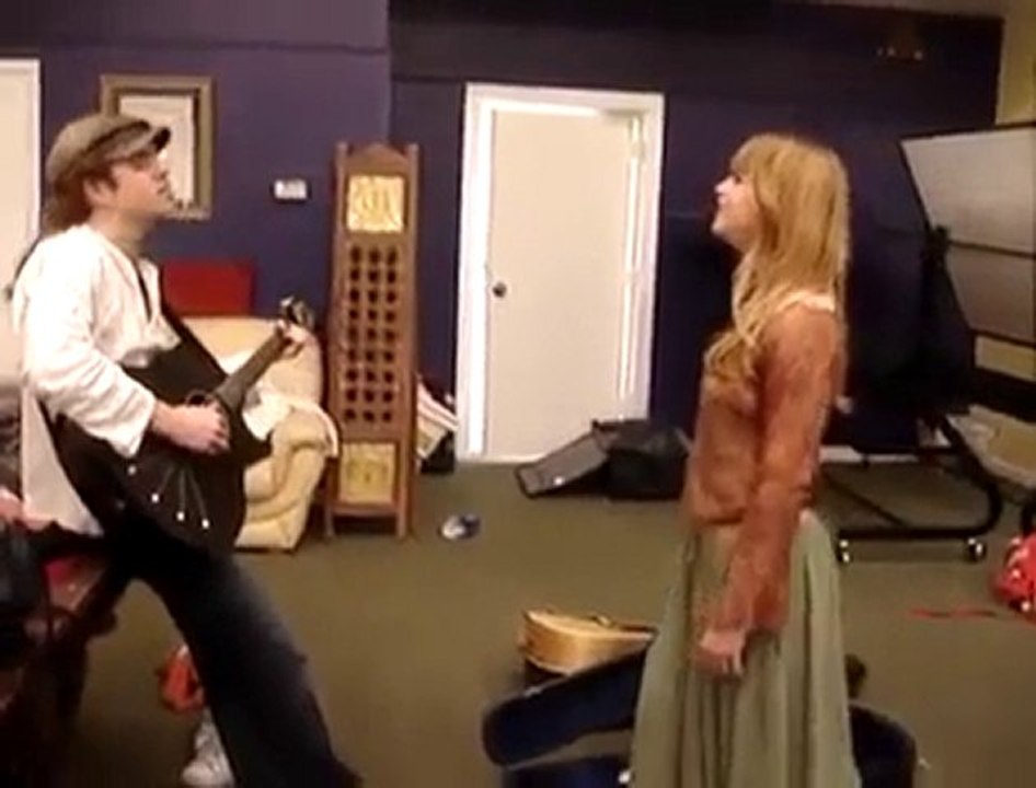 Amerikalı Kızdan Koyverdun Gittun Beni