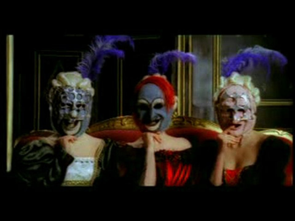 Okan Bayülgen-Agıt