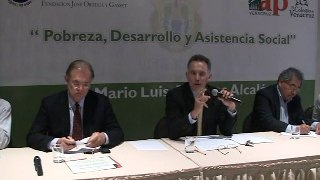 Pobreza, desarrollo y asistencia social. Mario Fuentes (2/6)