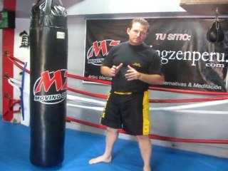 Instruccional de Boxeo Tailandés:  Uso del Saco Banano