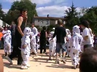 Melle Jade en mode Dalmatien filmée par Miss Klervy