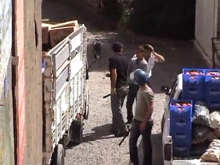 Hakkaride kafası kırılan esnaf