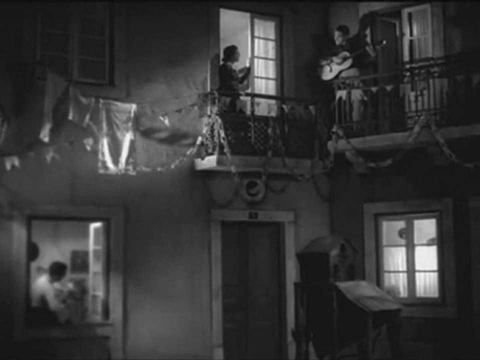 CINEMA PORTUGUÊS - «O PÁTIO DAS CANTIGAS» - VIDEO 2