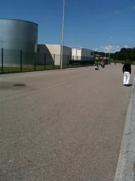 ProjectScoot Lp 560-4