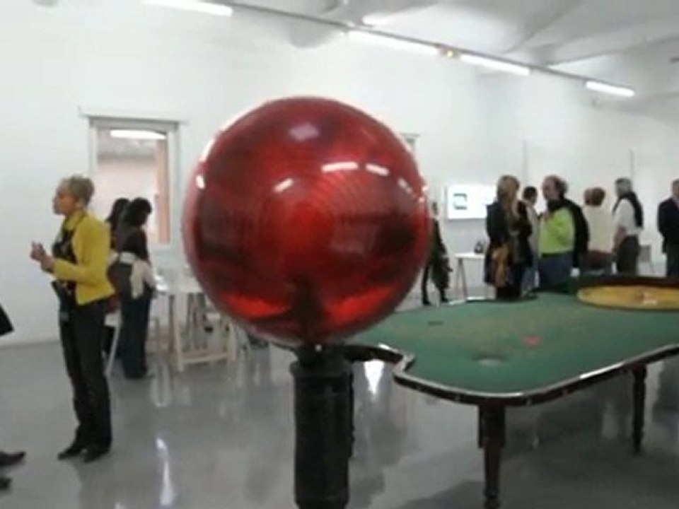 MACROSILLONS / ECCE HOMO LUDENS II