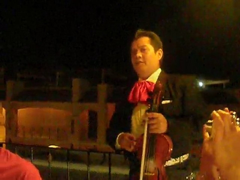 MARACHI A PLAYA DEL CARMEN