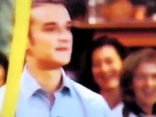 Sébastien Mossière, magicien humoriste au Cabaret Sauvage