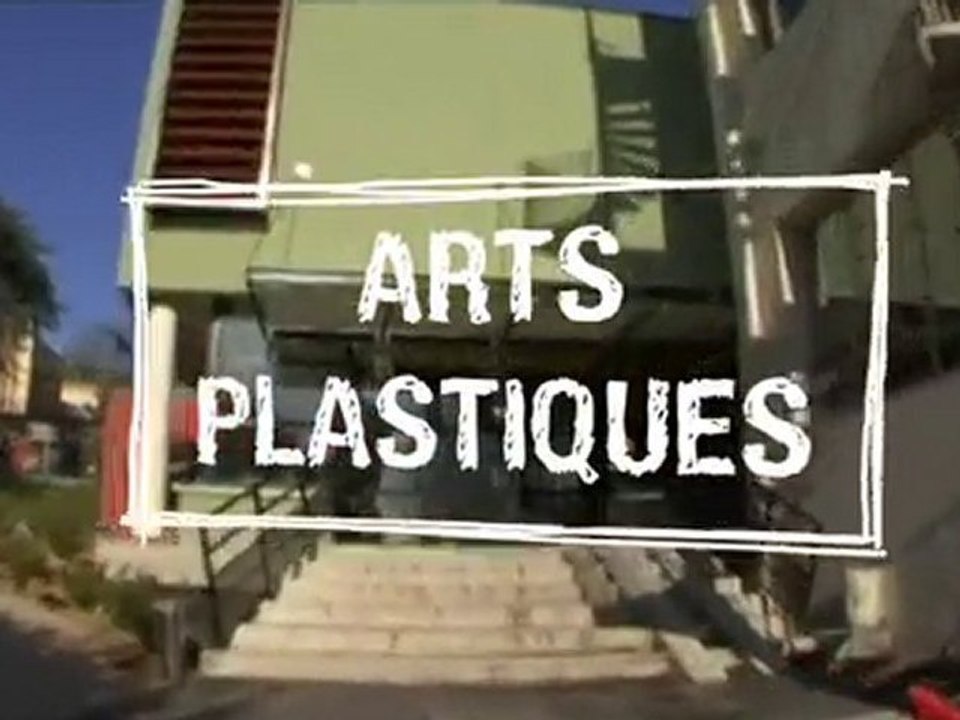 Cours d'arts plastiques à La CLEF