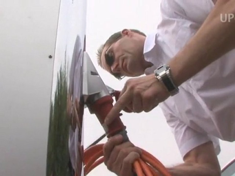 UP-TV The Golf becomes an Electro Car (EN)