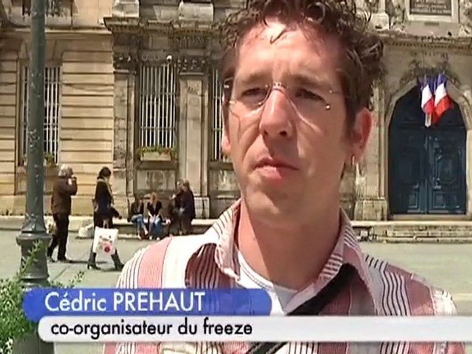 Flash mob place de l'hôtel de ville de Troyes