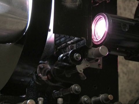 AVESNES-LES-AUBERT LE CINEMA FAMILIA NE VEUT PAS MOURIR