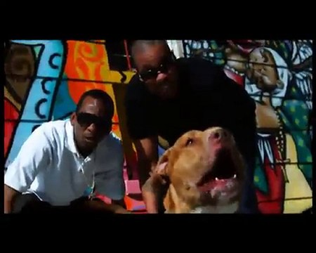 AYŞE ÖZYILMAZEL _ İSTANBUL'UN KIZLARI [2010 Yeni Klip]