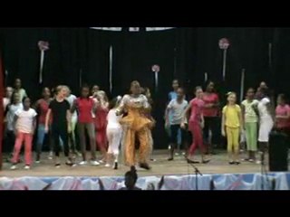 FETE DE FIN D'ANNEE DU COUVENT - 19 JUIN 2010 - CM2- 1