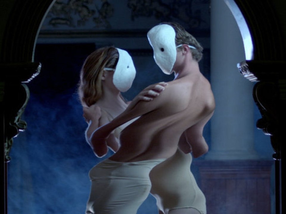 Midnight Juggernauts "Vital Signs" Dir. Krozm