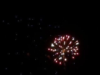 Feu 19 juin 2010 anniversaire Olivier tiré par EF-ARTIFICES