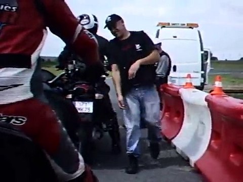 10 06 10 FMA day's à Carole (Cam fixé sur le pot de liquide)