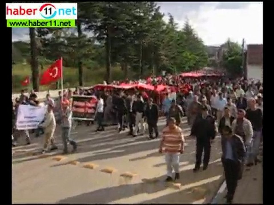 PAZARYERİNDEN TÖRERE LANET