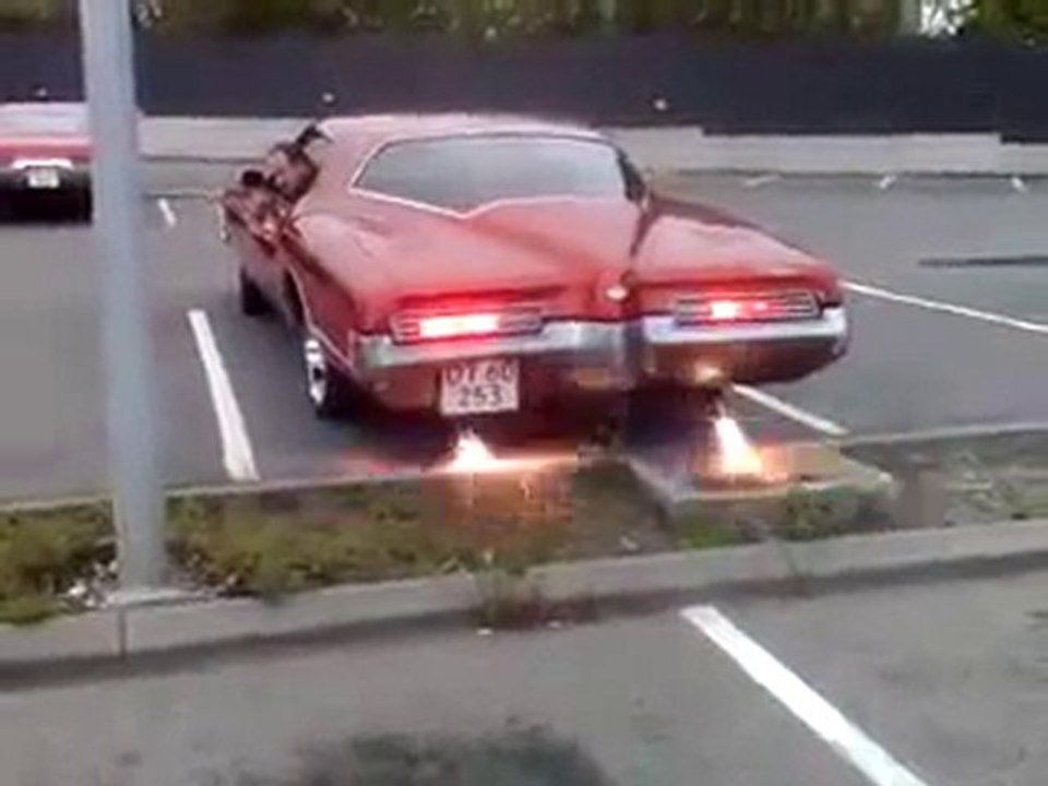 FLamin Buick RivieRa