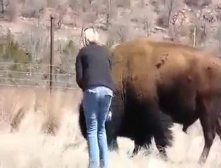 Senin Derdin Neydi Kadın ..