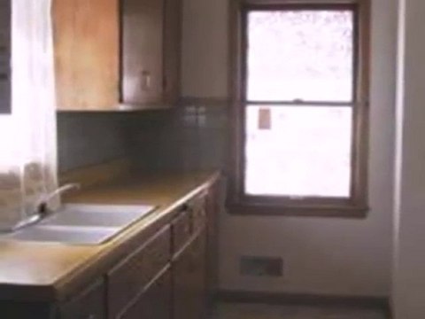 Homes for Sale - 922 S 110th St - West Allis, WI 53214 - Col