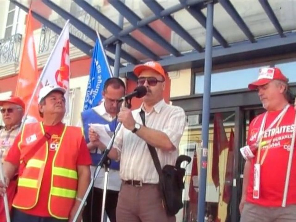 Retraites : 2000 personnes dans les rues de Montceau