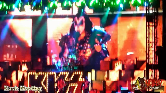 KISS I'm an animal Live HELLFEST 2010