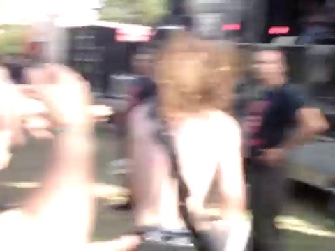 Hellfest 2010 - Airbourne - No Way But The Hard Way Extrait