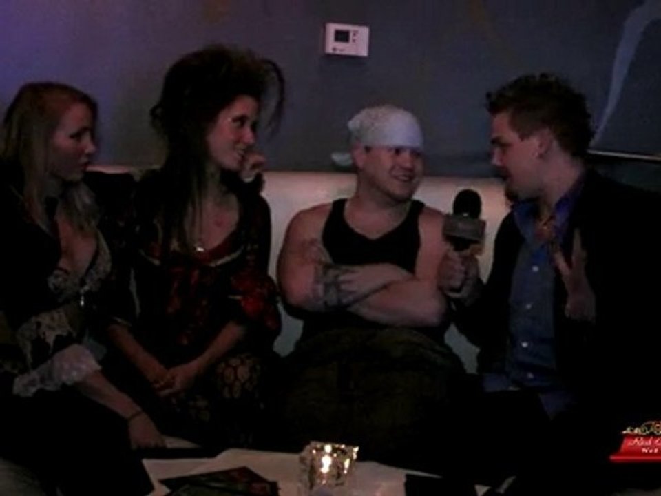 Red Carpet Entertainment PRESENTS Intricate Ice Productions