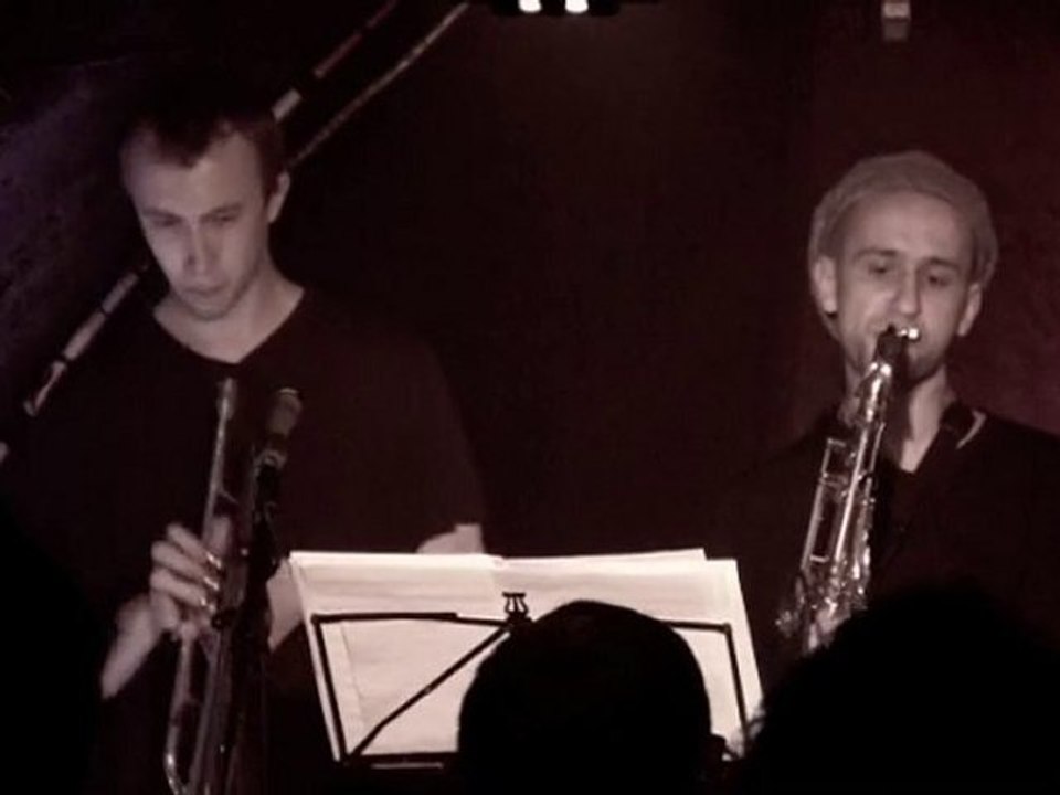 "The Walking Dog" par DIRTY LIPS live au sentier des halles