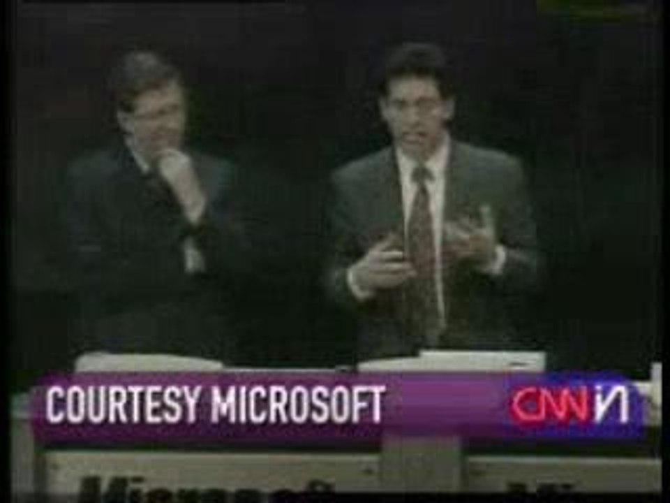 WINDOWS PLANTE DEVANT BILL GATES