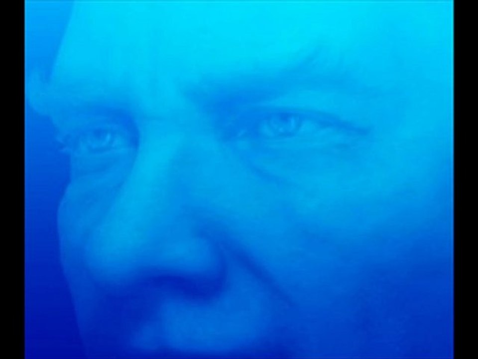 TARKAN...Asla vazgeçemem senden asla