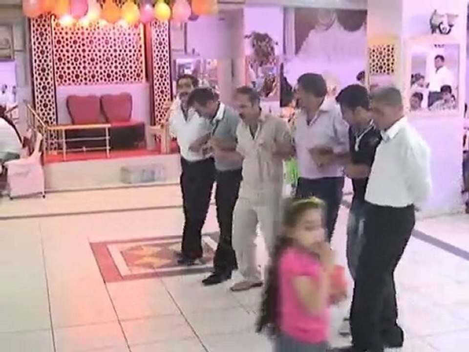 Sünnet düğününden görüntüler  2 www.aricak.org