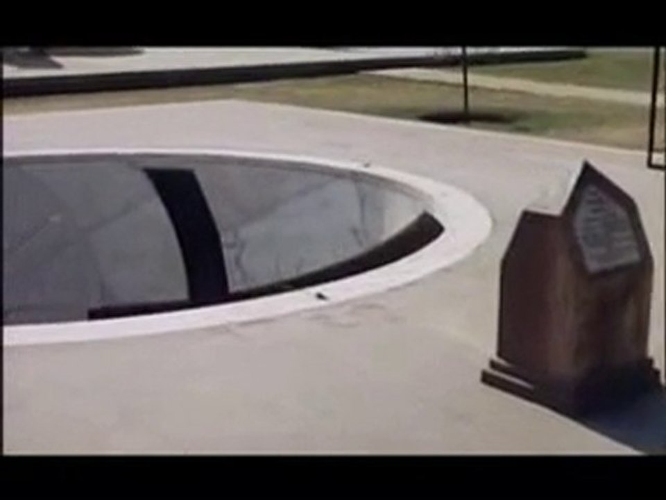 Tours du monde, Tours du ciel.(Isaac Newton...)4/4