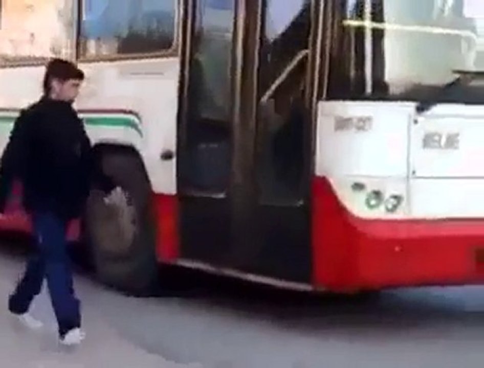 Şoförle Dalga Geçiyor Resmen :)