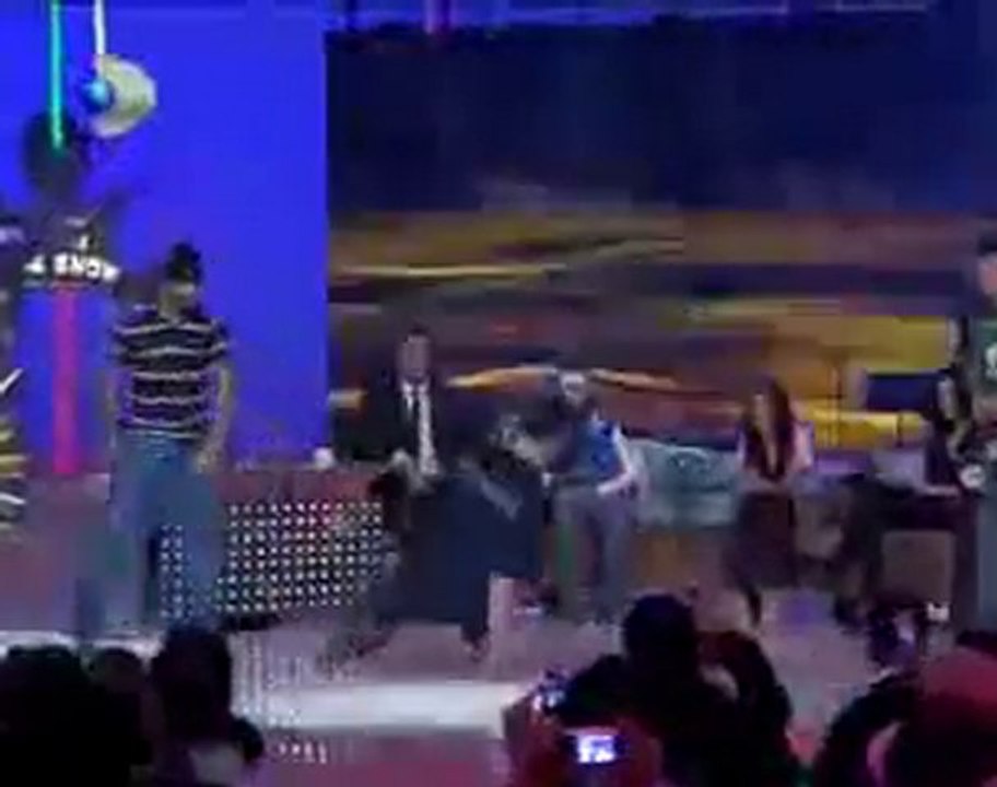 Sagopa Beyaz Show Dans :)