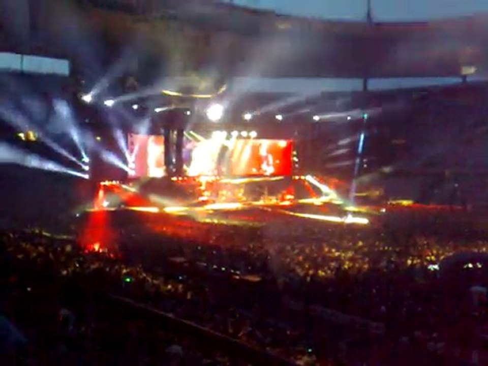 Indochine stade de france - Le baiser