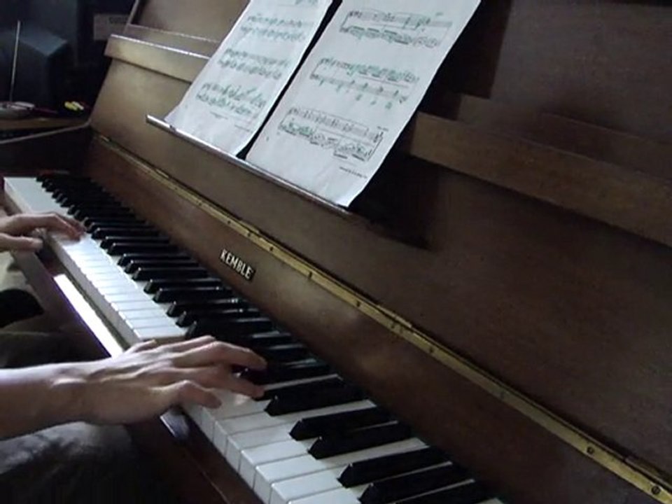 Elfman - Victor's Piano Solo (apprentissage)