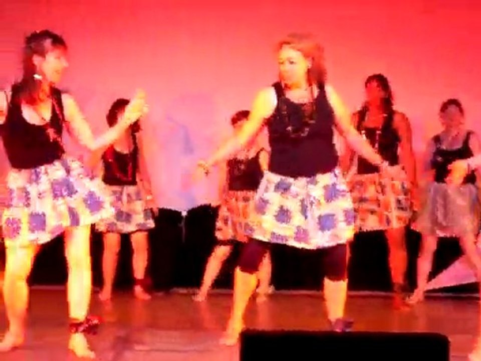 DANSE AFRICAINE- Elisabeth NGO MOUDAMAL- GALA VITAGYM 2010
