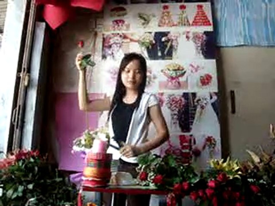 Dạy cắm hoa
