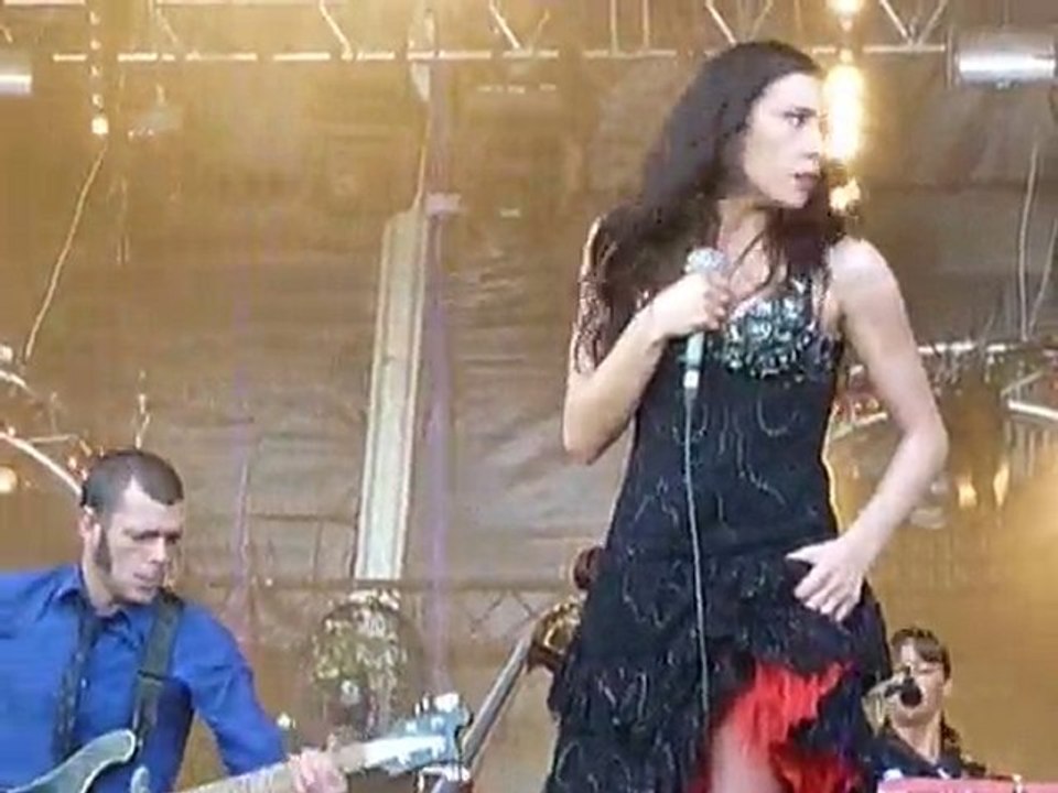 Olivia Ruiz peur du noir Solidays
