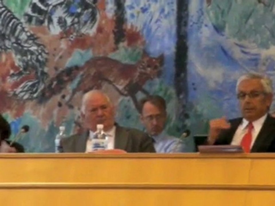 Tarbes - clash au conseil général