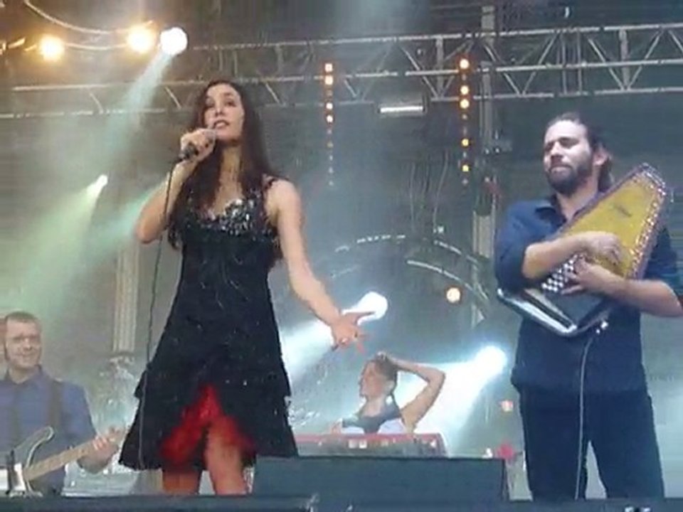 Olivia Ruiz elle panique Solidays 2010