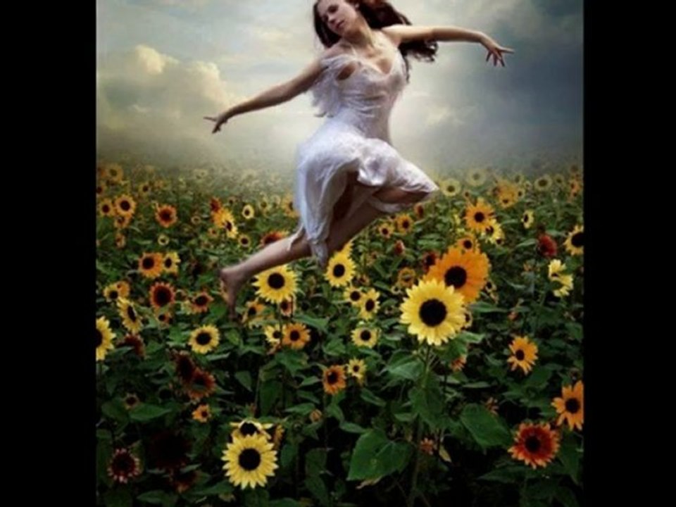 Şecaattin Tanyerli - Papatya Gibisin Beyaz ve İnce