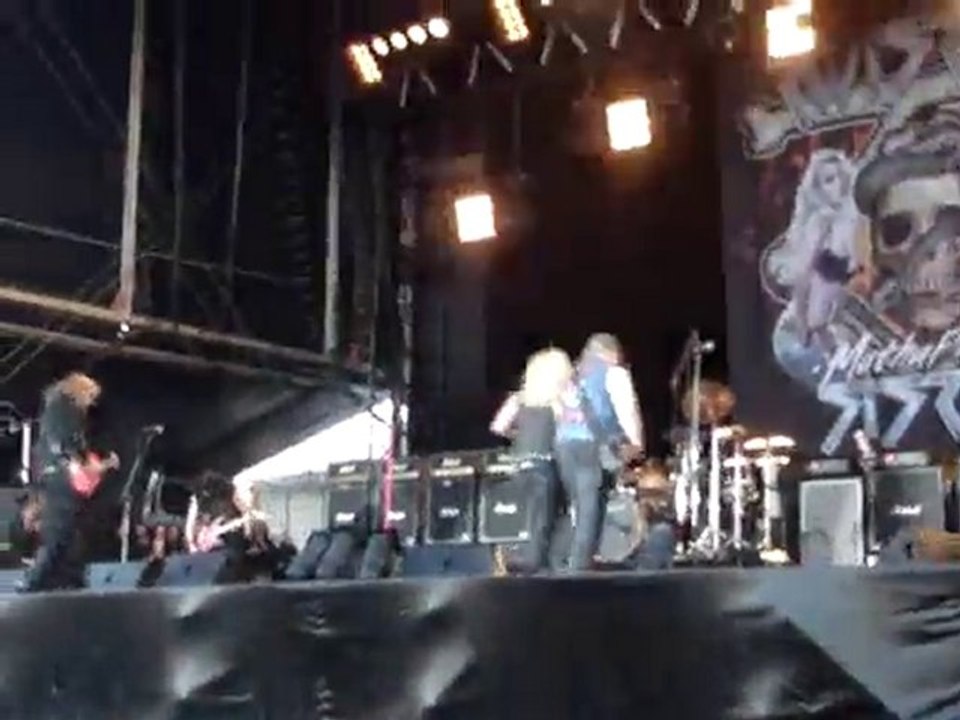 Hellfest 2010 - Twisted Sister I Wanna Rock + SMF