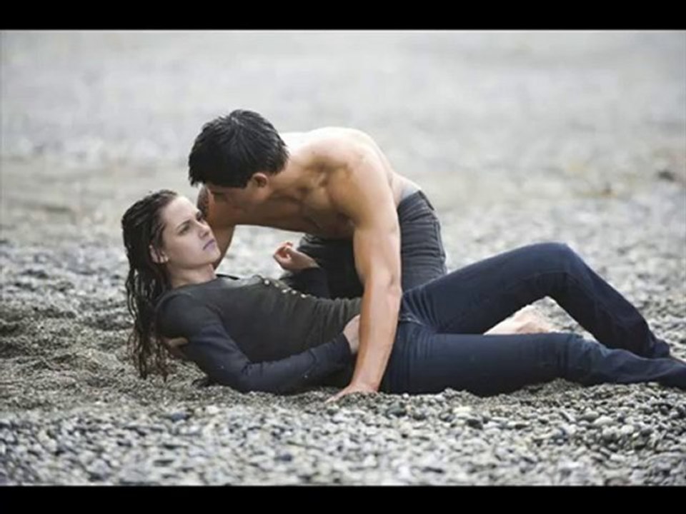 The Twilight Saga: New Moon 2009 FULL Movie Part 1