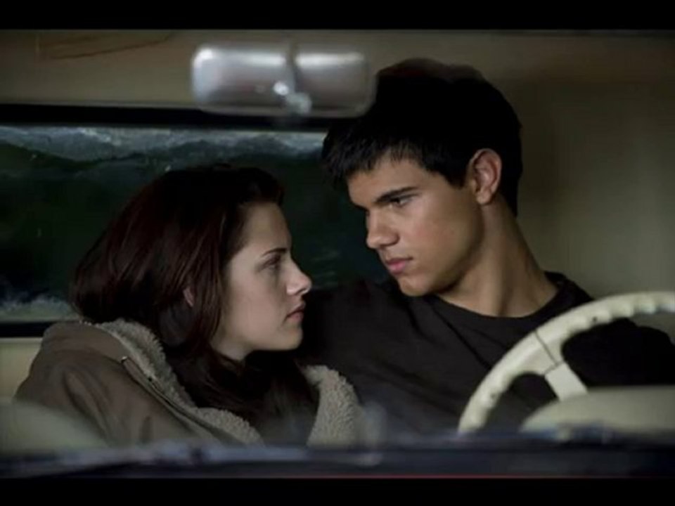The Twilight Saga: New Moon 2009 Movie Part 1 FULL Online